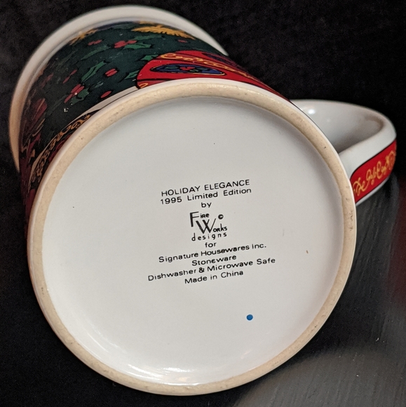 Vintage 90's Christmas coffee mug - Picture 4 of 8